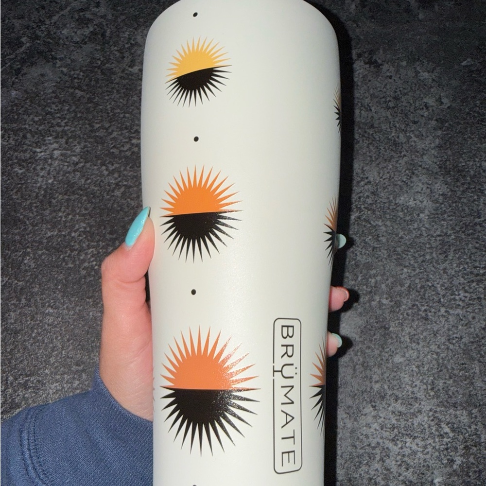 ✨ RARE BrüMate x Hilary Duff Sol Pattern - NAV 32oz - Limited Edition ✨ - Picture 3 of 16